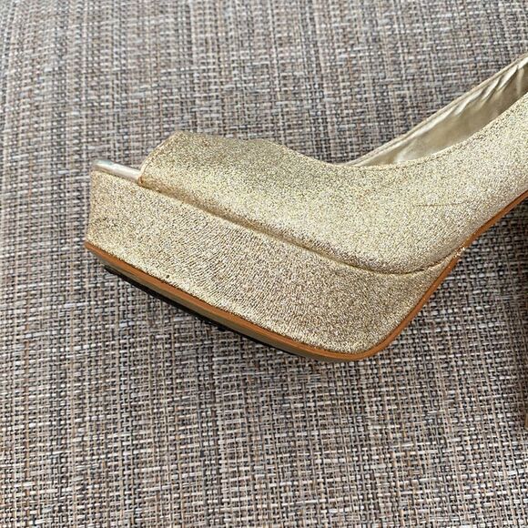 BeBe Gold Blingy Heels size 9 - Picture 8 of 12
